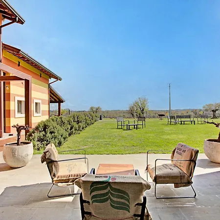 Almavite Wine With Pool * Desenzano del Garda