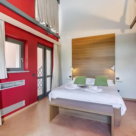 Almavite Wine With Pool 农家乐