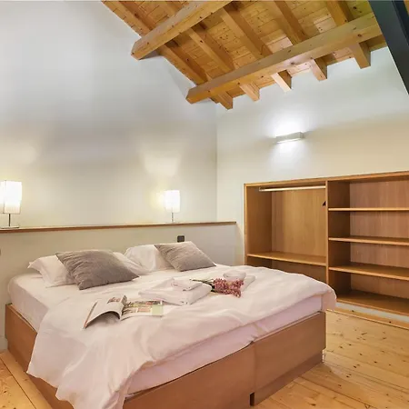 Almavite Wine With Pool * 代森扎诺-德尔加达