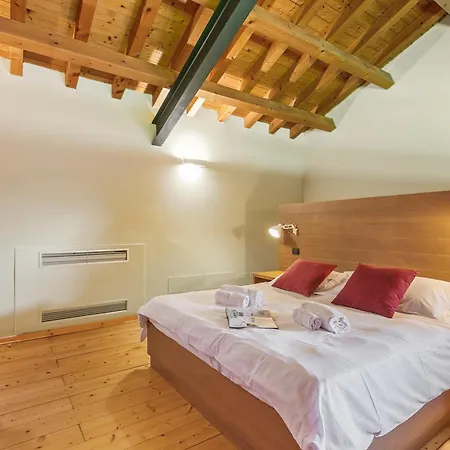 Almavite Wine With Pool 农家乐 *