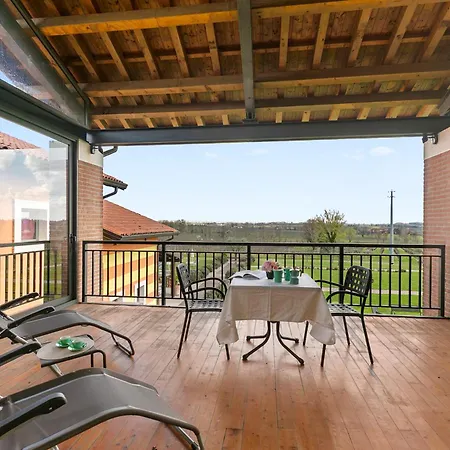 Almavite Wine With Pool 代森扎诺-德尔加达