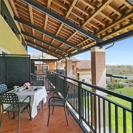 Almavite Wine With Pool *